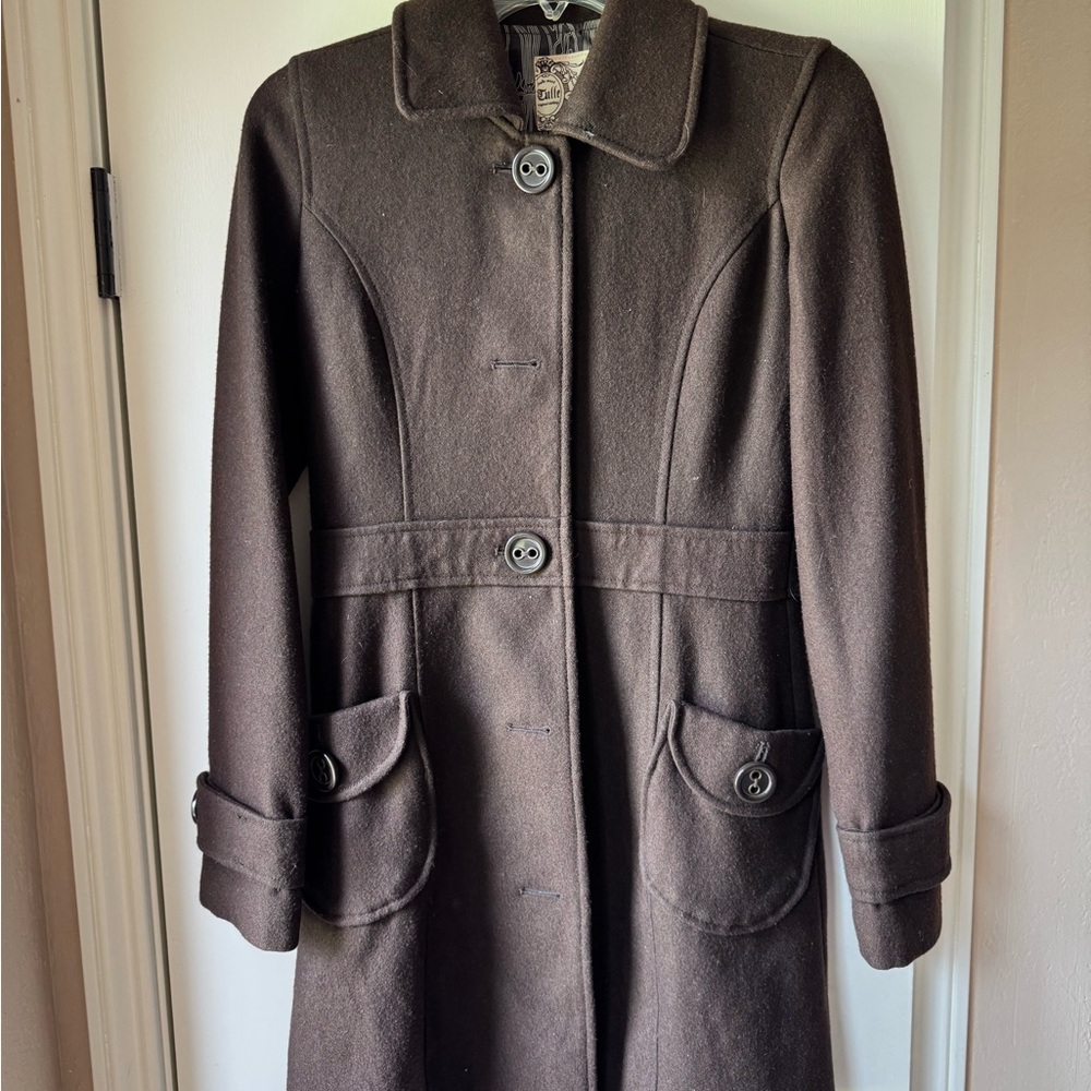 Tulle Brown Trench Coat with Tailored Fit and Lapel Design